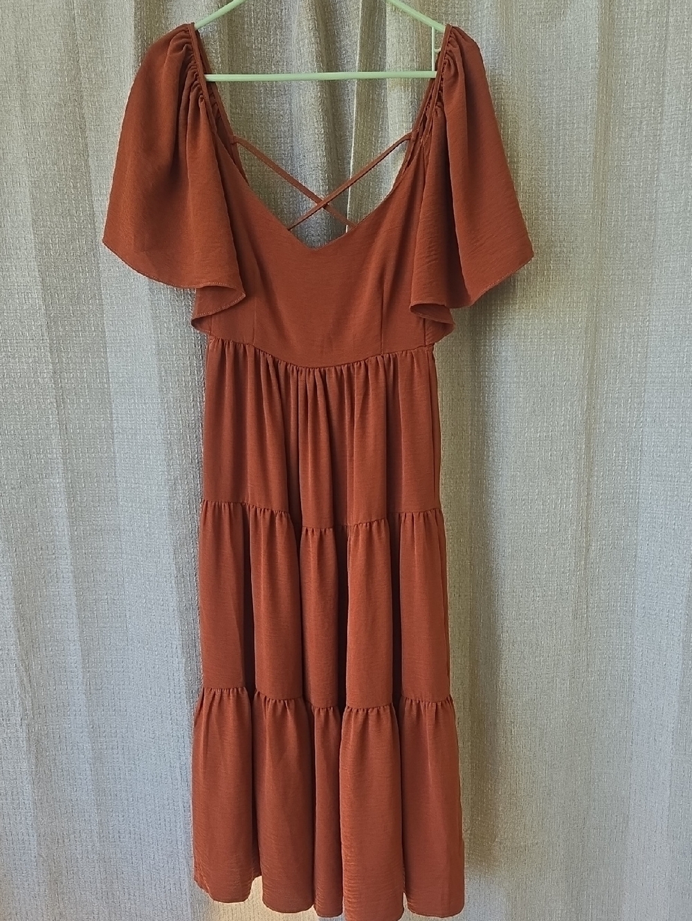 Chic Terracotta Tiered Midi Dress
